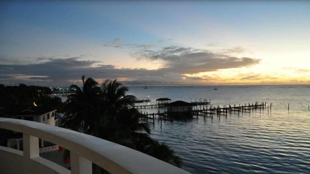 Sands Villas San Pedro  Esterno foto